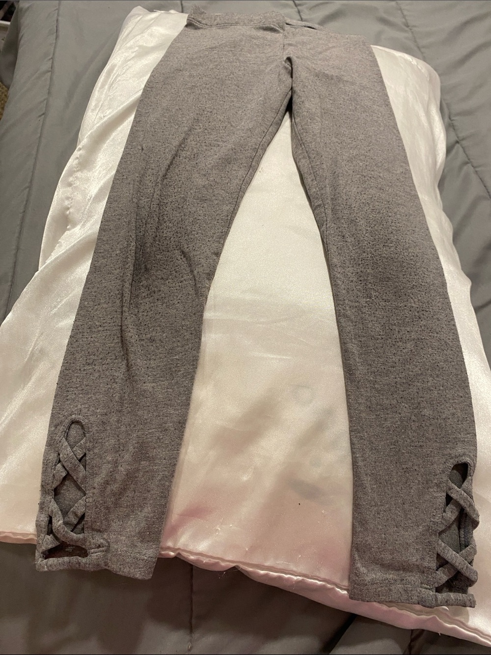 Old Navy Heather Gray Girls' Leggings with Lattice Ankle Detail